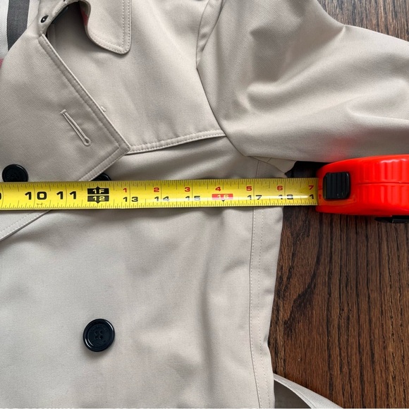 Authentic Classic Burberry Harbourne Trench Coat Sz 4 - Picture 8 of 12